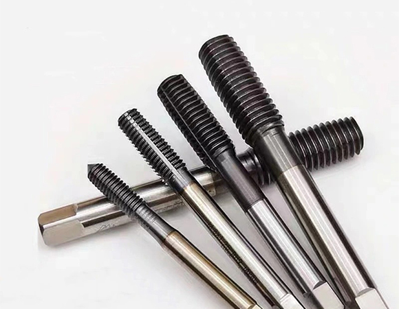 WHAT-IS-THREAD-CUTTER